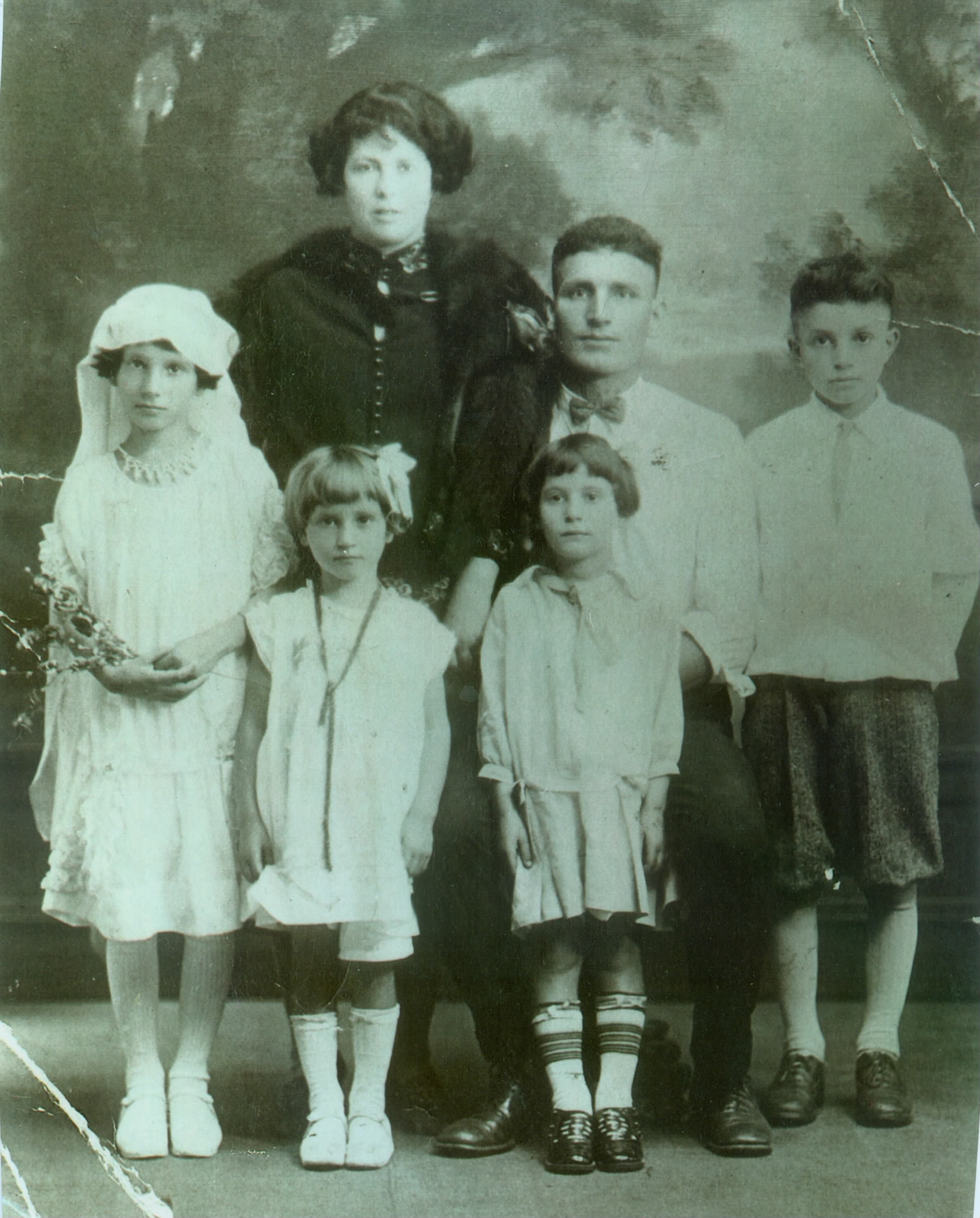 family6.jpg